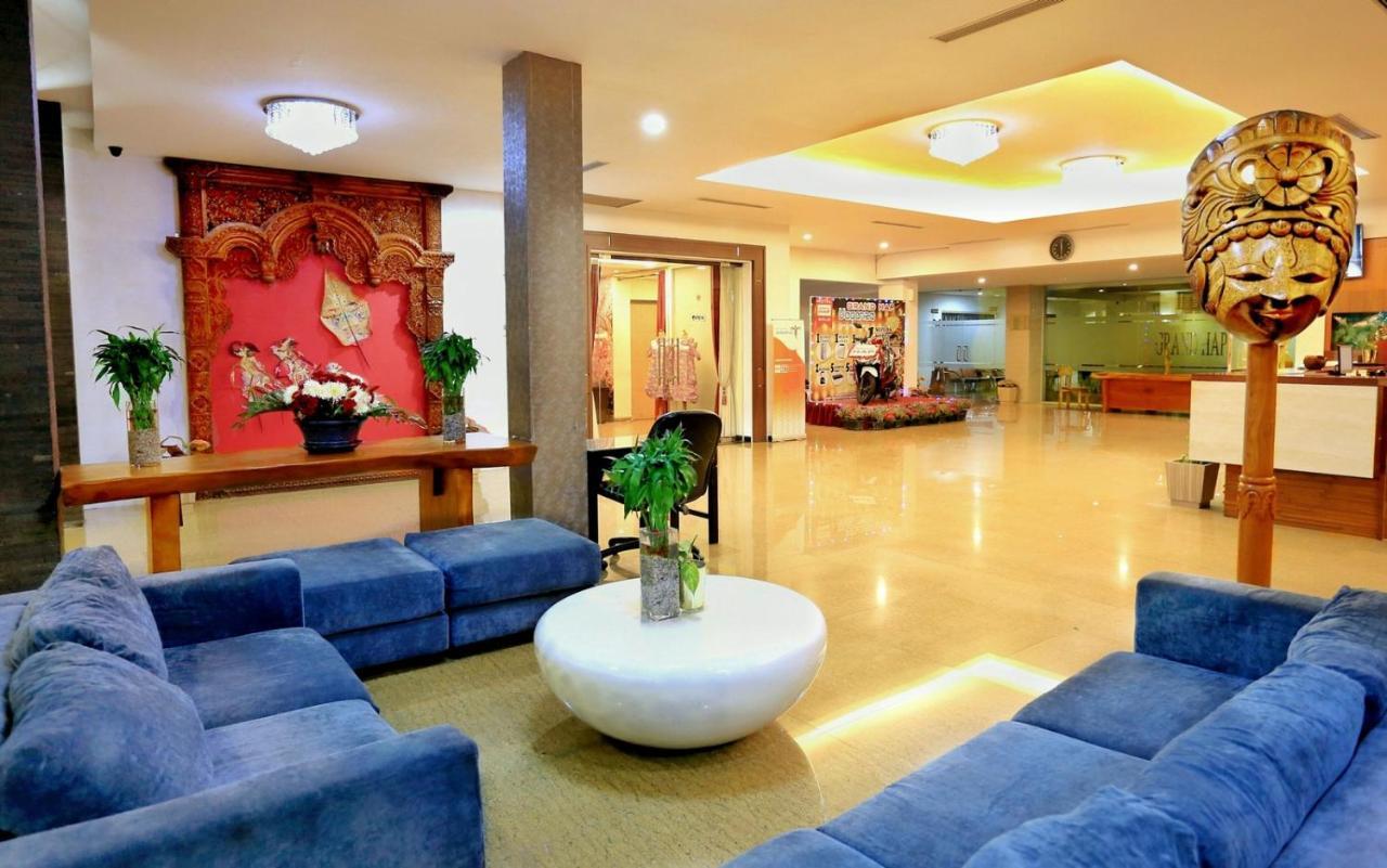 Grand Hap Solo Hotel Luaran gambar