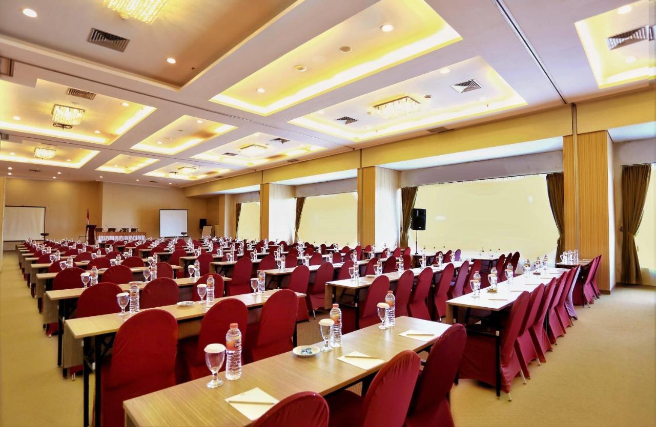 Grand Hap Solo Hotel Luaran gambar
