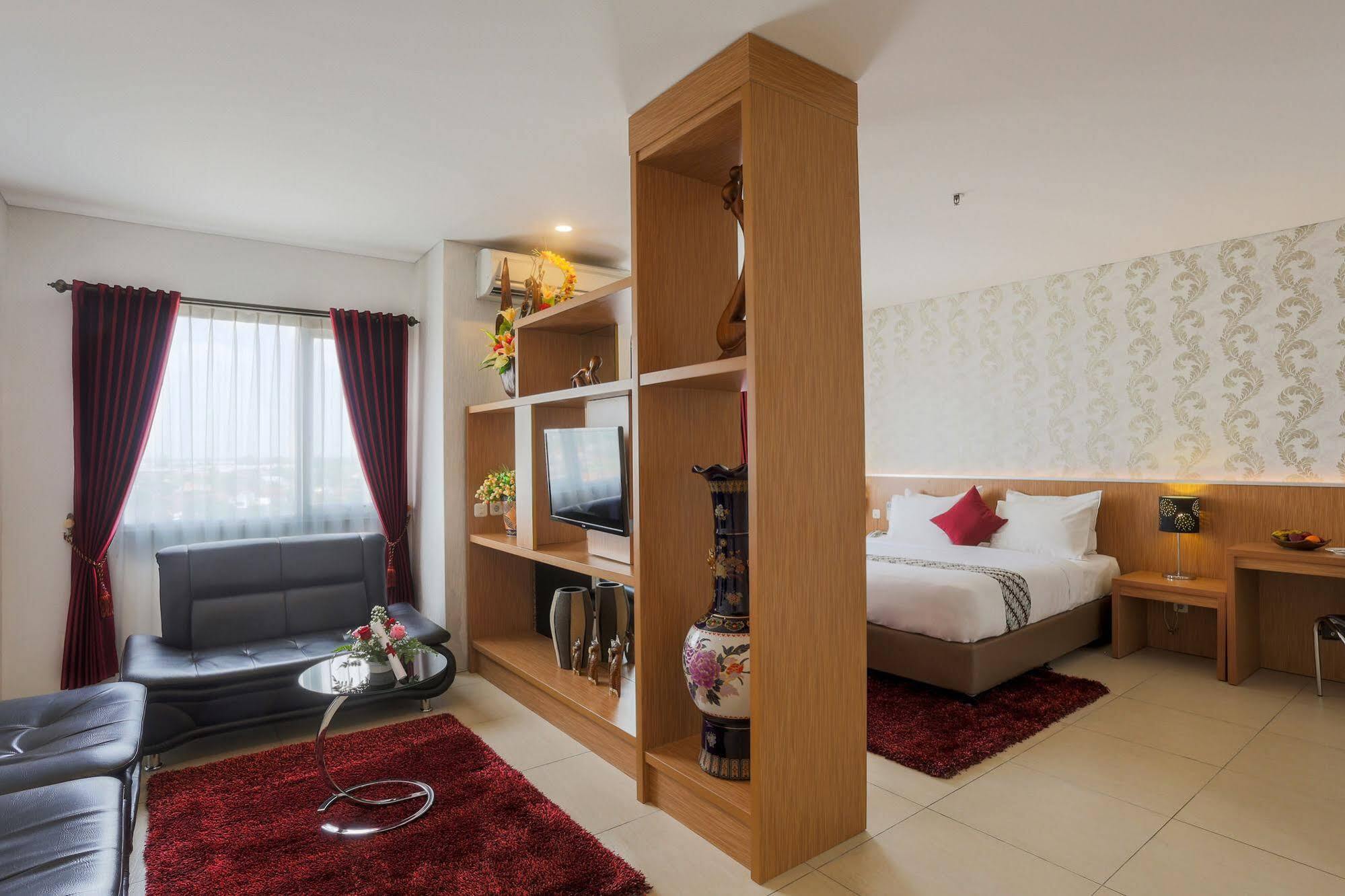 Grand Hap Solo Hotel Luaran gambar