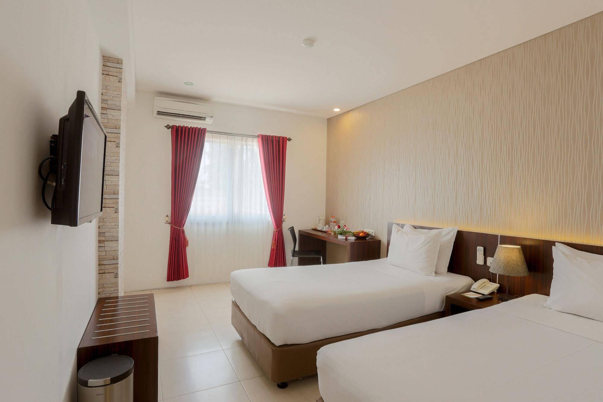 Grand Hap Solo Hotel Luaran gambar