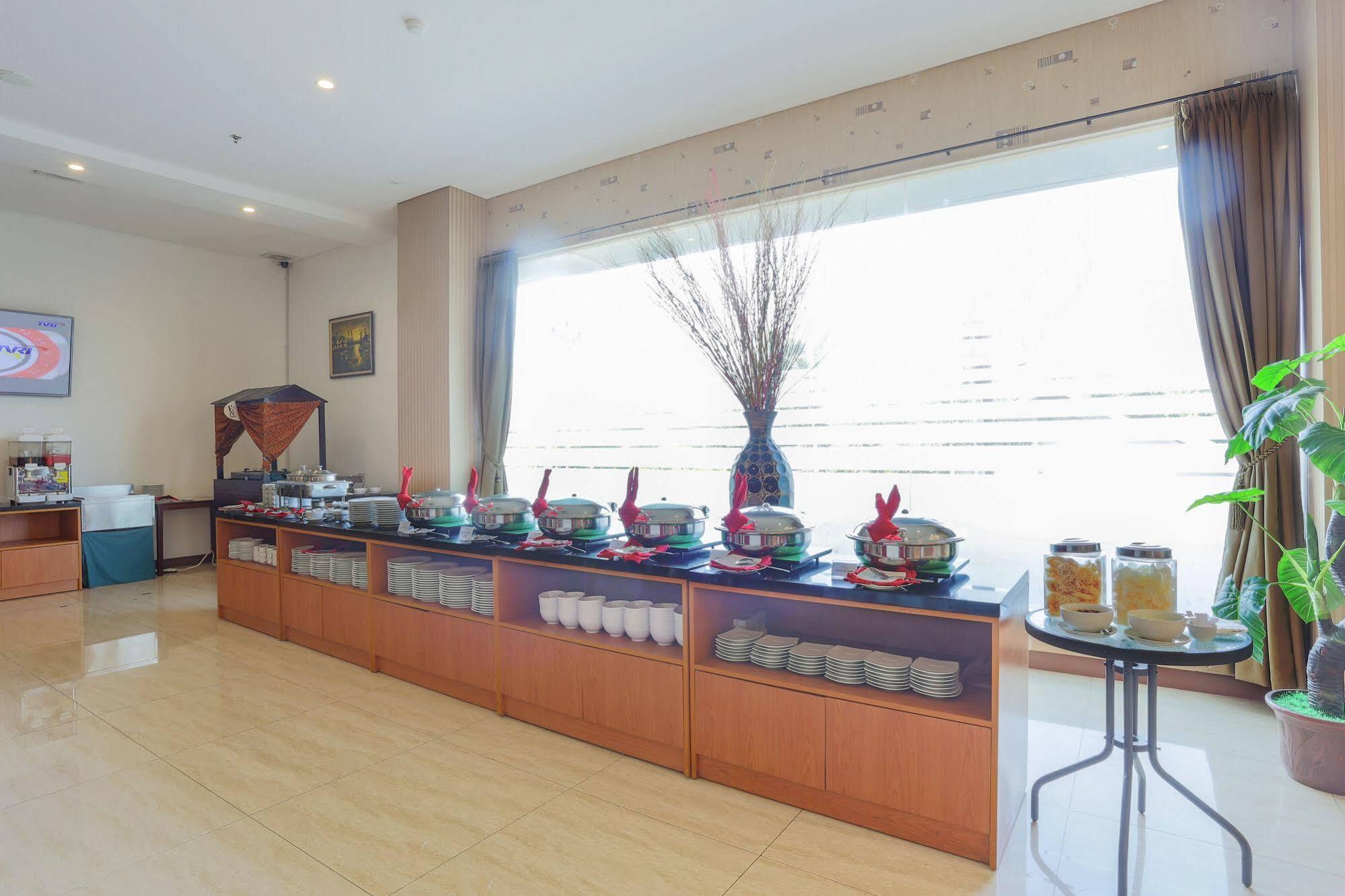 Grand Hap Solo Hotel Luaran gambar