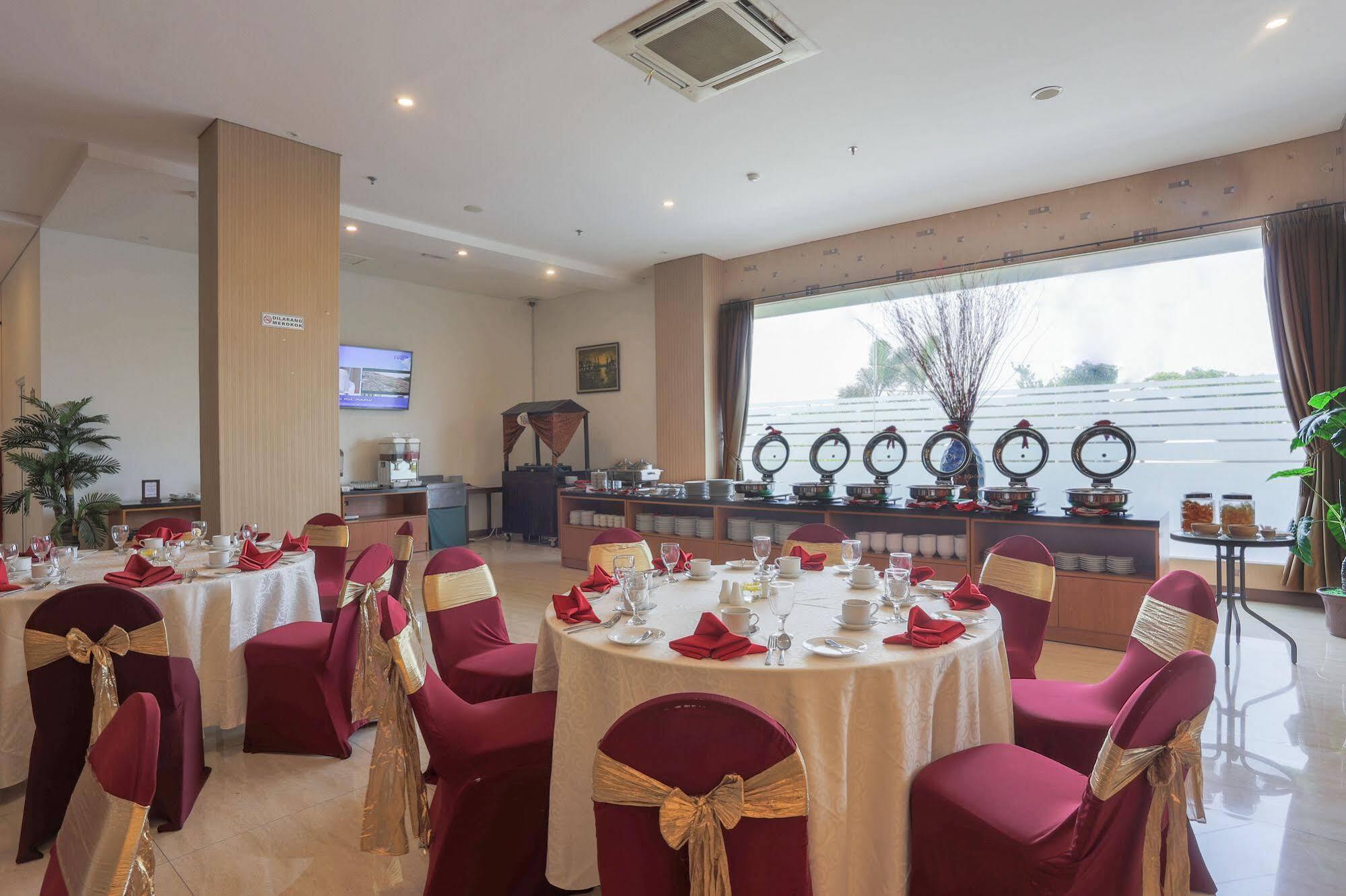 Grand Hap Solo Hotel Luaran gambar